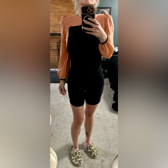 Authentic Marc Jacobs Pink and Black Blouse Button & Bow Back Size 0 - Picture 7 of 9